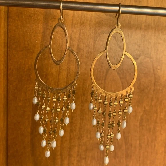 Handmade pearl duster earrings - Picture 5 of 9